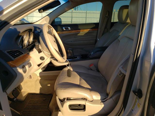 Photo 7 from auction – 2011 LINCOLN MKT with VIN 2LMHJ5AT1BBJ53848