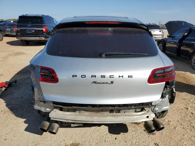 Photo 6 from auction – 2016 PORSCHE MACAN S with VIN WP1AB2A55GLB46776