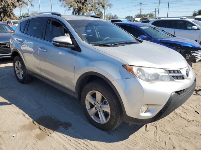 Photo 4 from auction – 2013 TOYOTA RAV4 XLE with VIN JTMWFREV0DD002086
