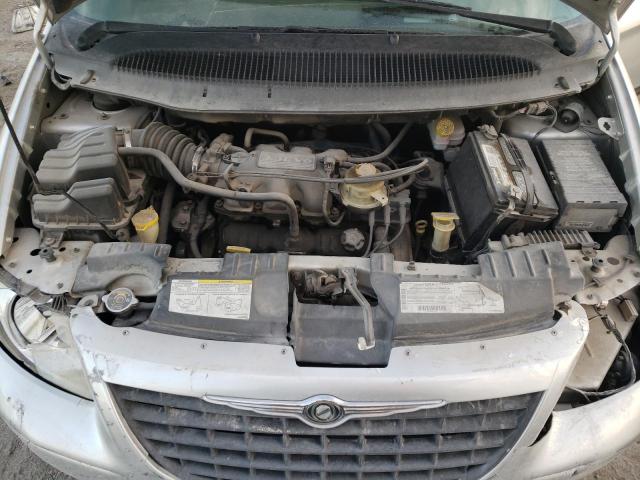 Photo 12 from auction – 2003 CHRYSLER VOYAGER LX with VIN 1C4GJ45313B175758