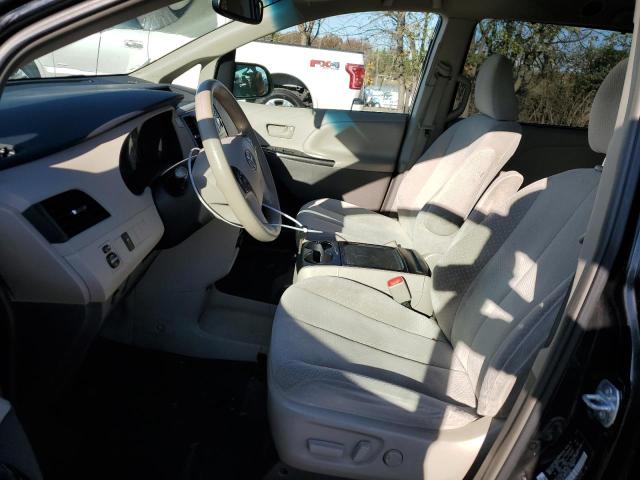 Photo 7 from auction – 2014 TOYOTA SIENNA LE with VIN 5TDKK3DC2ES526921