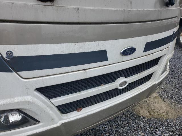 Photo 7 from auction – 2004 FORD DAMON RV with VIN 1F6NF53SX40A07917