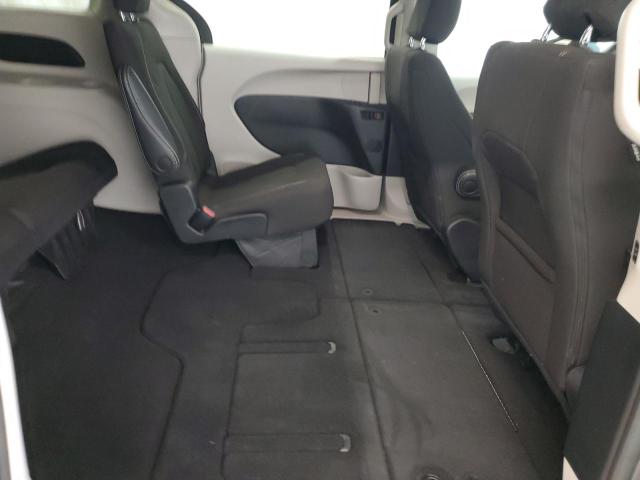 Photo 11 from auction – 2023 CHRYSLER VOYAGER LX with VIN 2C4RC1CG4PR602719