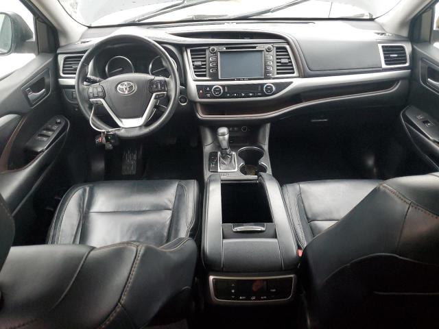 Photo 8 from auction – 2018 TOYOTA HIGHLANDER with VIN 5TDKZRFH5JS277810