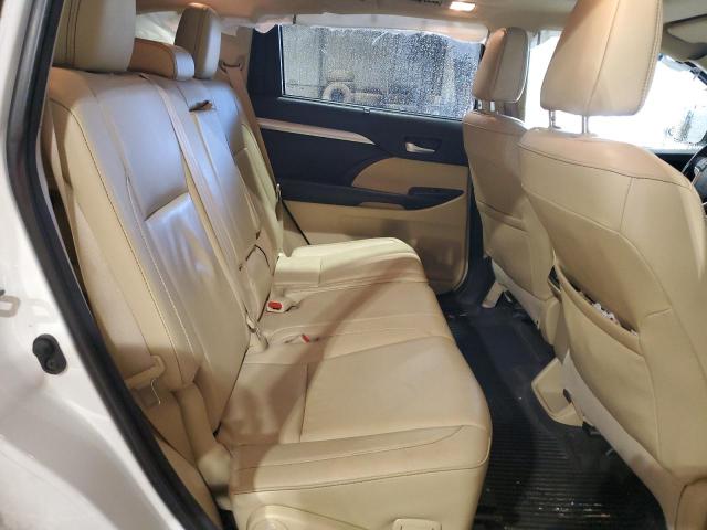 Photo 11 from auction – 2018 TOYOTA HIGHLANDER with VIN 5TDJZRFHXJS827241