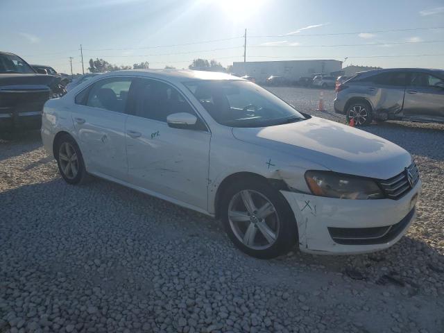 Photo 4 from auction – 2012 VOLKSWAGEN PASSAT SE with VIN 1VWBH7A30CC009817