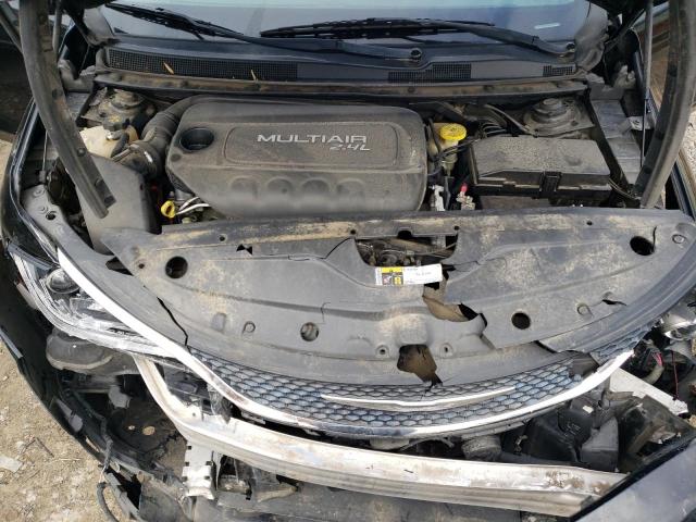 Photo 11 from auction – 2015 CHRYSLER 200 LIMITE with VIN 1C3CCCAB4FN574719