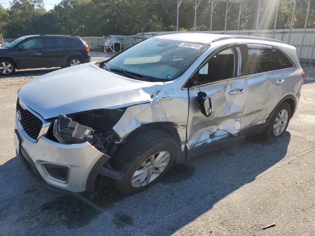 KIA SORENTO LX 2017 with VIN 5XYPGDA37HG299406 - Photo from auction