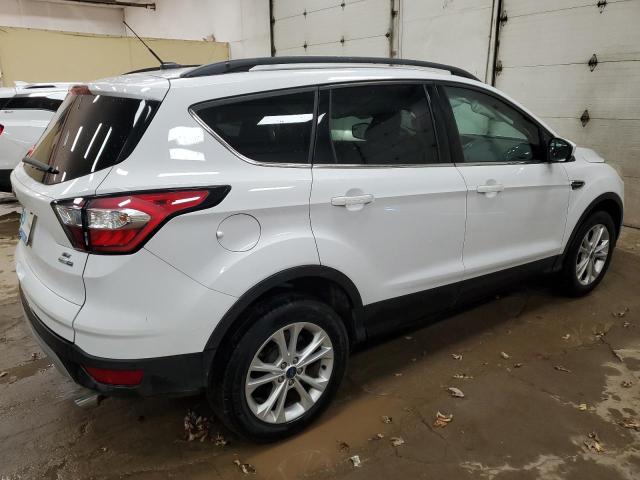 Photo 3 from auction – 2018 FORD ESCAPE SE with VIN 1FMCU9GD2JUB02131