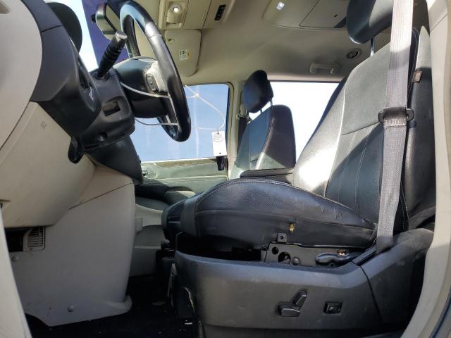 Photo 7 from auction – 2016 CHRYSLER TOWN & COU with VIN 2C4RC1BG8GR269152