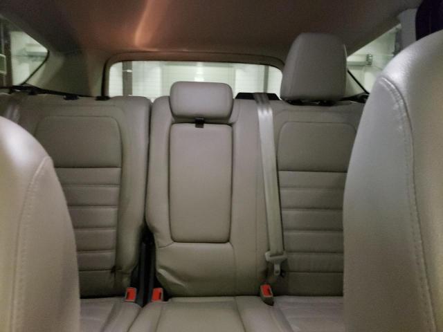 Photo 10 from auction – 2017 FORD ESCAPE TIT with VIN 1FMCU9J92HUE73711