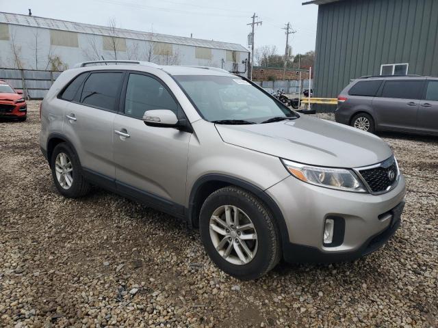 Photo 4 from auction – 2014 KIA SORENTO LX with VIN 5XYKT4A63EG453329