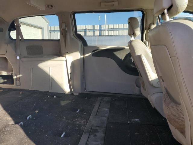 Photo 11 from auction – 2012 CHRYSLER TOWN & COU with VIN 2C4RC1BG1CR313020