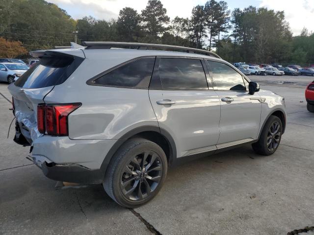 Photo 3 from auction – 2022 KIA SORENTO EX with VIN 5XYRHDLF0NG080621