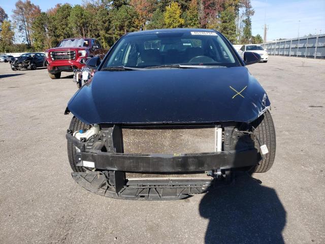 Photo 5 from auction – 2017 HYUNDAI ELANTRA SE with VIN 5NPD74LF4HH139728