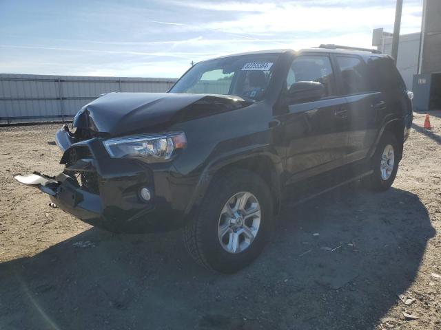 TOYOTA 4RUNNER SR 2019 with VIN JTEBU5JR2K5644477 - Photo from auction
