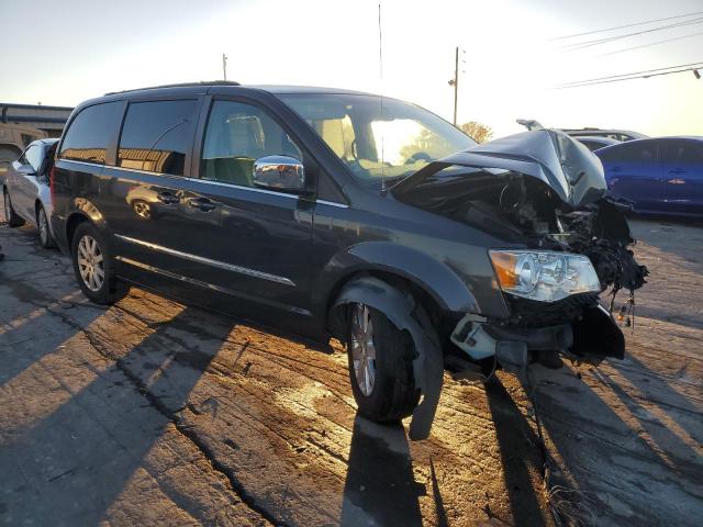 Photo 4 from auction – 2011 CHRYSLER TOWN & COU with VIN 2A4RR8DG2BR764390