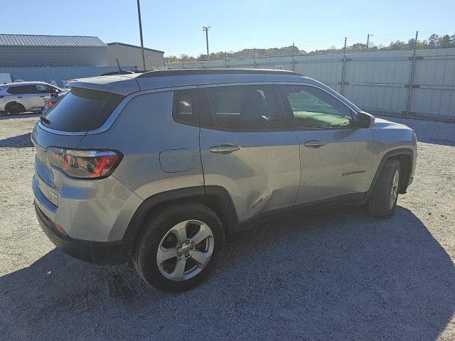 Photo 3 from auction – 2020 JEEP COMPASS LA with VIN 3C4NJCBB1LT198954