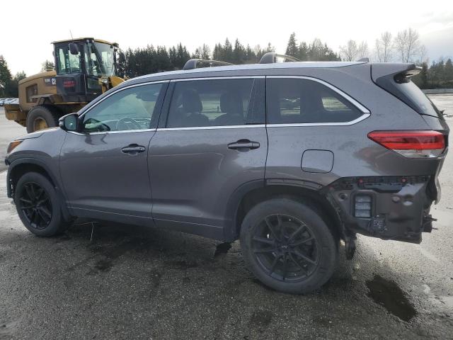 Photo 2 from auction – 2017 TOYOTA HIGHLANDER with VIN 5TDDZRFHXHS464947