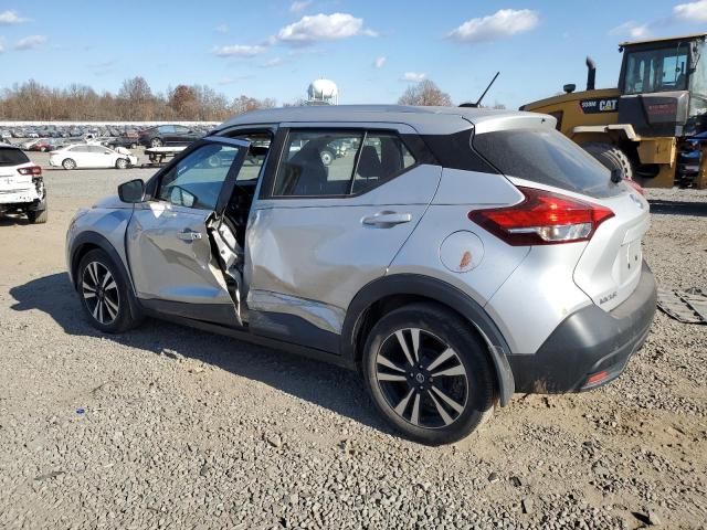 Photo 2 from auction – 2019 NISSAN KICKS S with VIN 3N1CP5CU3KL512512