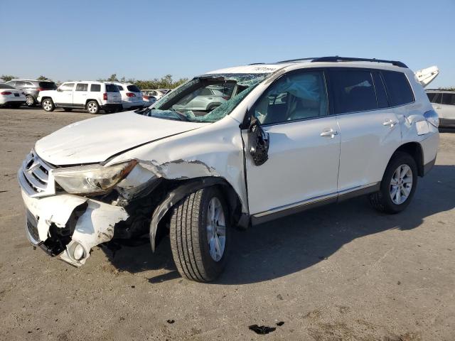 TOYOTA HIGHLANDER 2013 مع رقم تعريف المركبة 5TDZK3EH5DS142249 - صورة من المزاد