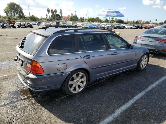 Photo 3 from auction – 2003 BMW 325 IT with VIN WBAEN33413PC12375
