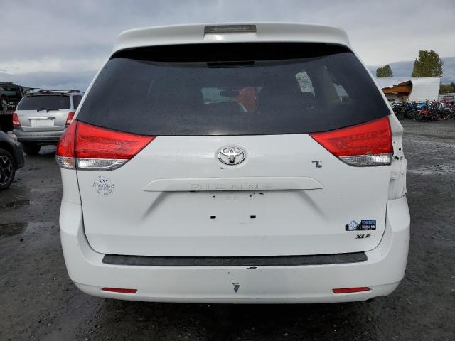 Photo 6 from auction – 2013 TOYOTA SIENNA XLE with VIN 5TDYK3DC5DS375078