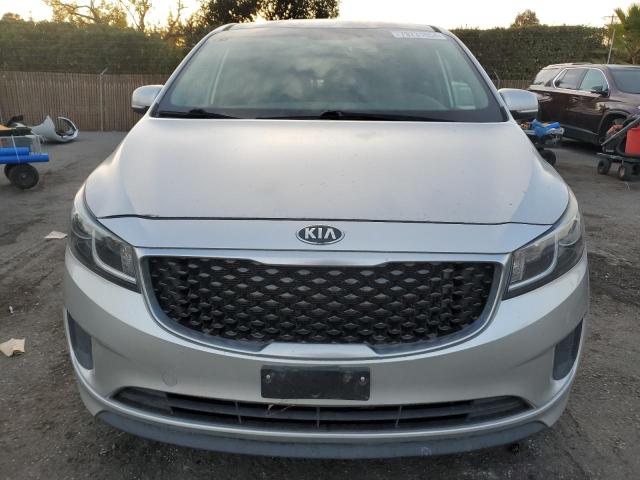 Photo 5 from auction – 2017 KIA SEDONA with VIN KNDMB5C12H6231343