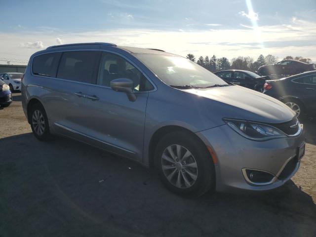 Снимка 4 от търг – 2018 CHRYSLER PACIFICA с VIN 2C4RC1BG0JR269671