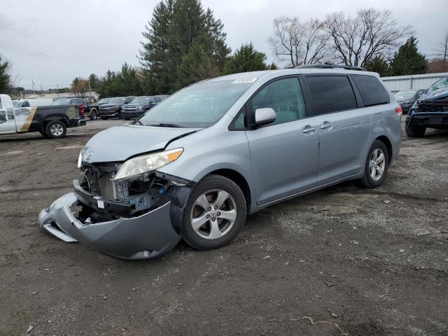 TOYOTA SIENNA LE 2011 with VIN 5TDKK3DC3BS163220 - Photo from auction