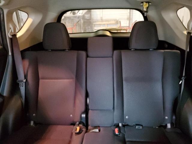 Photo 10 from auction – 2018 TOYOTA RAV4 LE with VIN JTMZFREV5JD109711