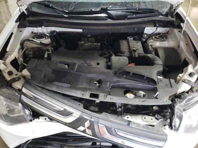 Photo 11 from auction – 2014 MITSUBISHI OUTLANDER with VIN JA4AZ3A32EZ020204