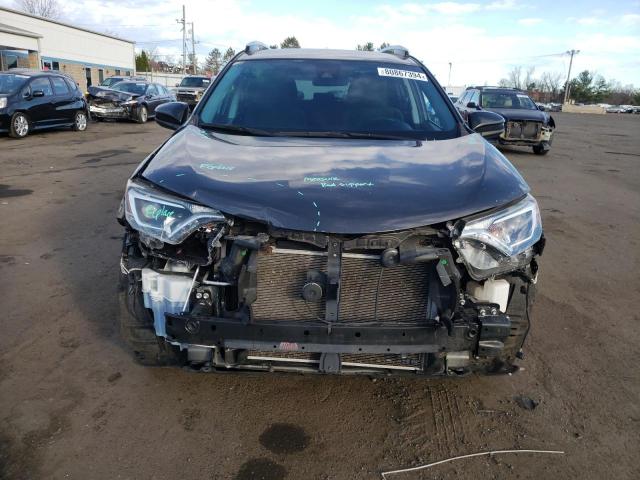 Photo 5 from auction – 2018 TOYOTA RAV4 LE with VIN JTMBFREV9JJ247609
