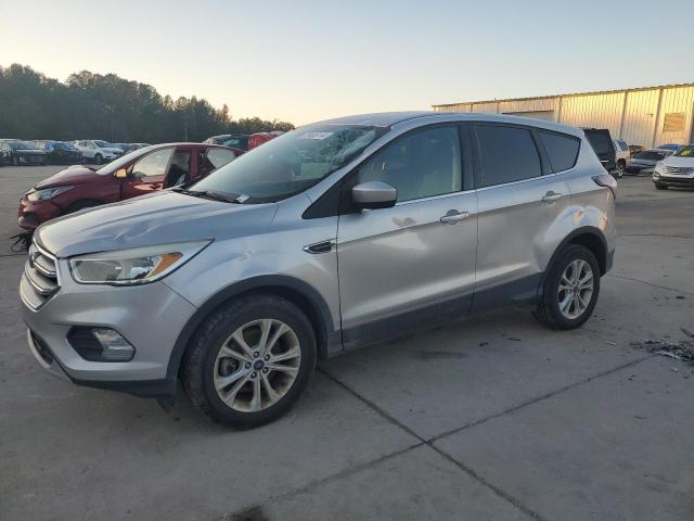 FORD ESCAPE SE 2017 with VIN 1FMCU0G92HUB04267 - Photo from auction