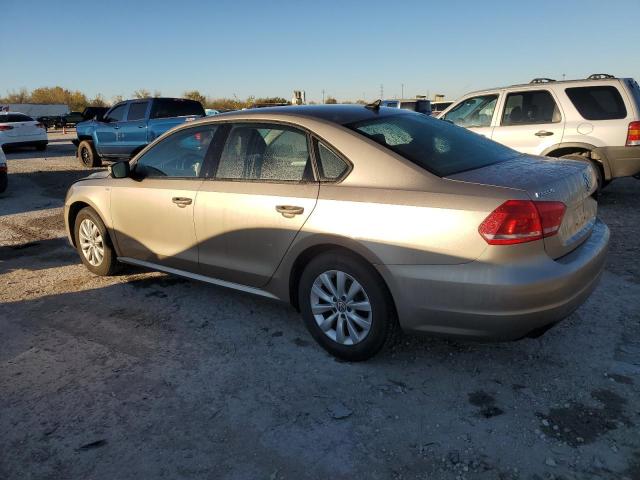 Photo 2 from auction – 2015 VOLKSWAGEN PASSAT S with VIN 1VWAT7A33FC018378