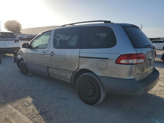 Photo 2 from auction – 2002 TOYOTA SIENNA CE with VIN 4T3ZF19C92U421626
