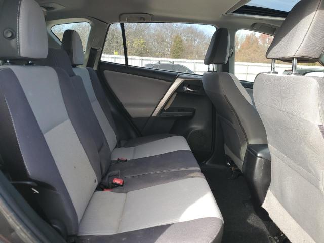 Photo 11 from auction – 2015 TOYOTA RAV4 XLE with VIN JTMWFREV0FD043739