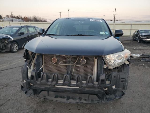 Photo 5 from auction – 2011 TOYOTA HIGHLANDER with VIN 5TDBK3EH2BS046867