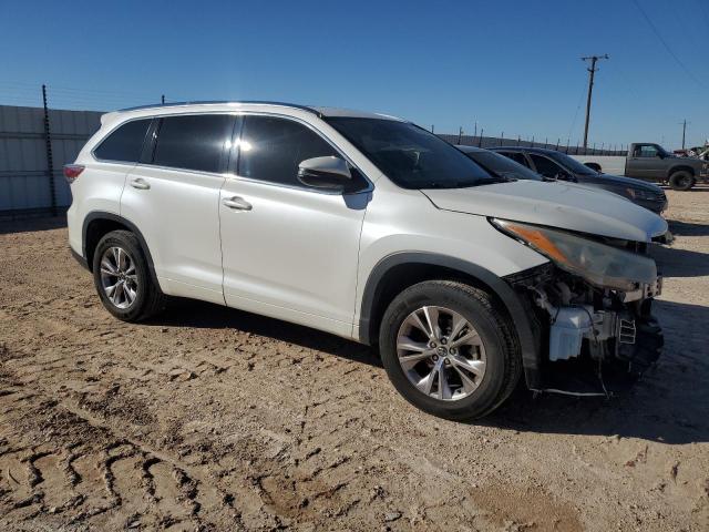 Photo 4 from auction – 2016 TOYOTA HIGHLANDER with VIN 5TDKKRFHXGS135210