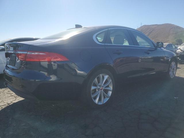 Photo 3 from auction – 2017 JAGUAR XF PREMIUM with VIN SAJBD4BN9HCY46359