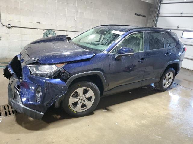 TOYOTA RAV4 XLE 2019 with VIN JTMP1RFV7KD022186 - Photo from auction