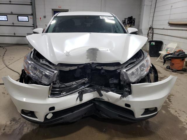 Photo 5 from auction – 2016 TOYOTA HIGHLANDER with VIN 5TDBKRFH4GS277987