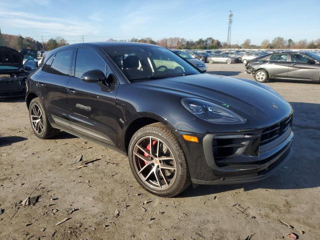 Photo 4 from auction – 2023 PORSCHE MACAN S with VIN WP1AG2A53PLB36121