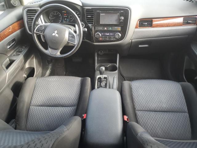 Photo 8 from auction – 2014 MITSUBISHI OUTLANDER with VIN JA4JZ4AX0EZ009663