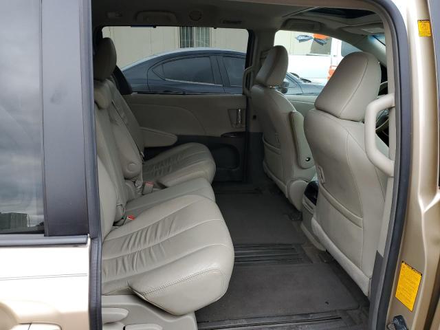 Photo 11 from auction – 2011 TOYOTA SIENNA XLE with VIN 5TDYK3DC5BS111825