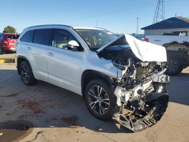 Photo 4 from auction – 2016 TOYOTA HIGHLANDER with VIN 5TDJKRFH3GS240974