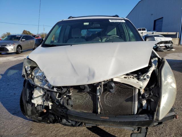 Photo 5 from auction – 2010 TOYOTA SIENNA CE with VIN 5TDKK4CC2AS341947