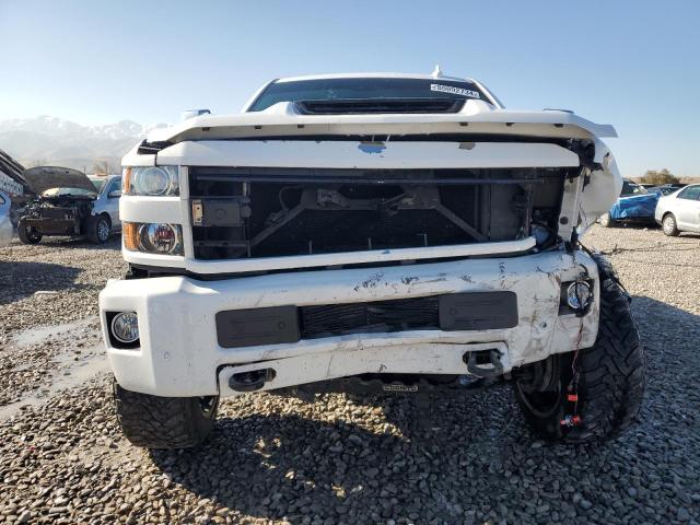 Photo 5 from auction – 2018 CHEVROLET SILVERADO with VIN 1GC1KXEYXJF207368