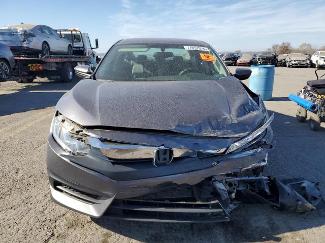 Photo 5 from auction – 2017 HONDA CIVIC LX with VIN 19XFC2F52HE205712