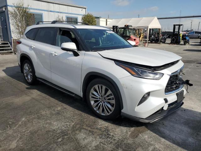 Photo 4 from auction – 2023 TOYOTA HIGHLANDER with VIN 5TDKDRAH7PS510505